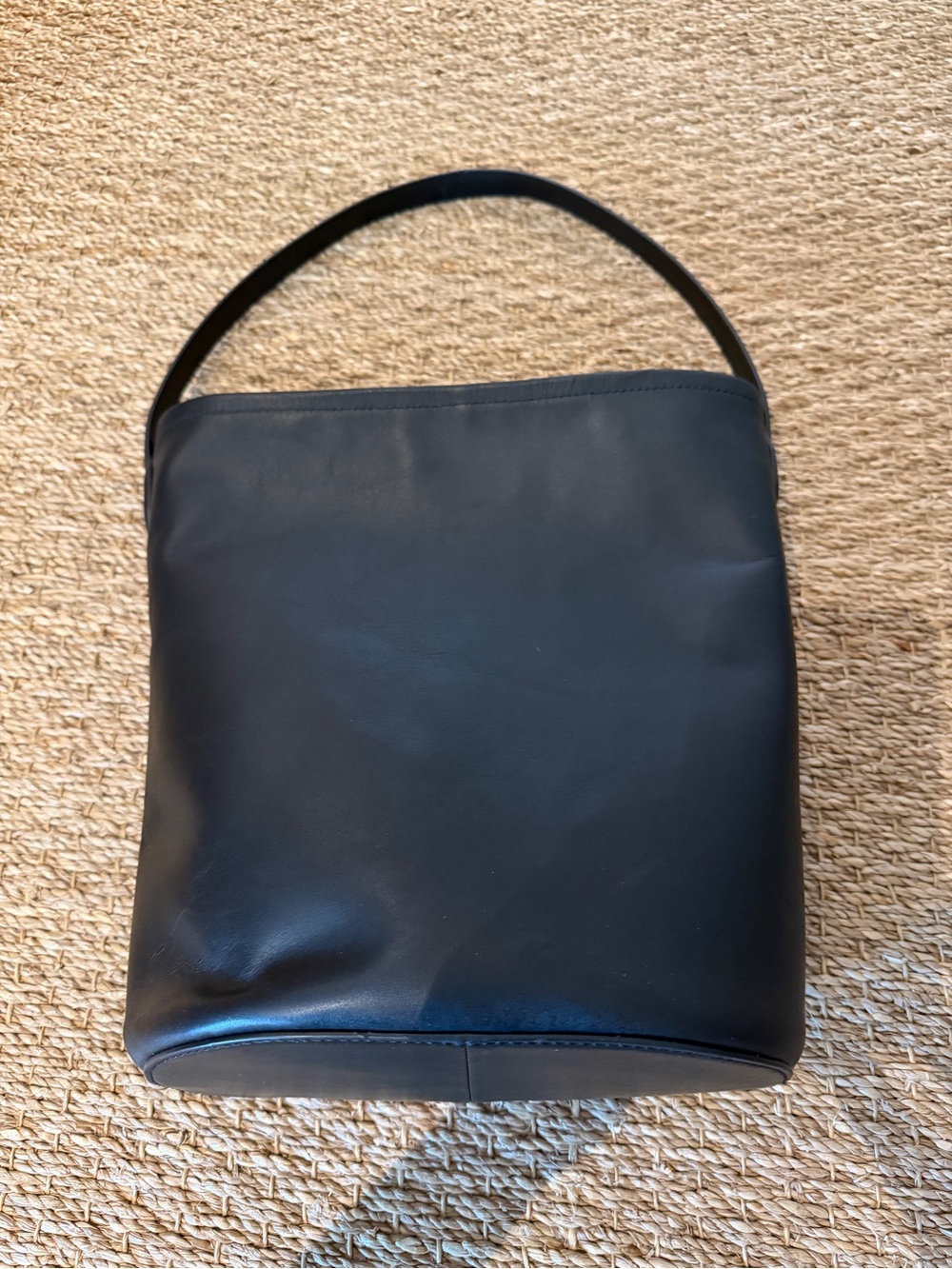 NWOT J.Crew Berkeley Bucket Bag Black Leather - Picture 11 of 14